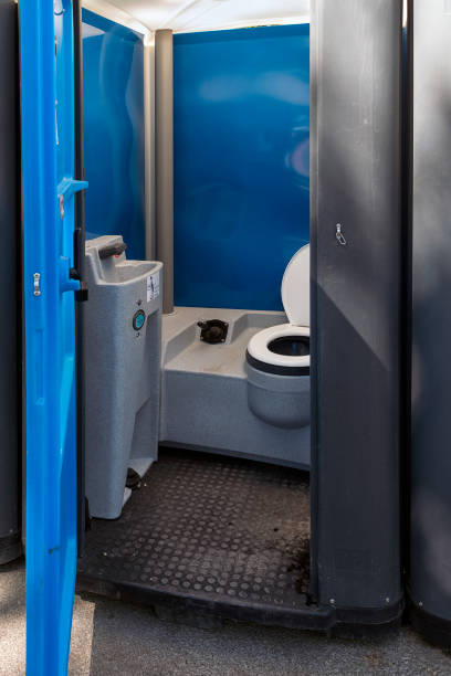 Best Porta potty delivery and setup  in Estill Springs, TN