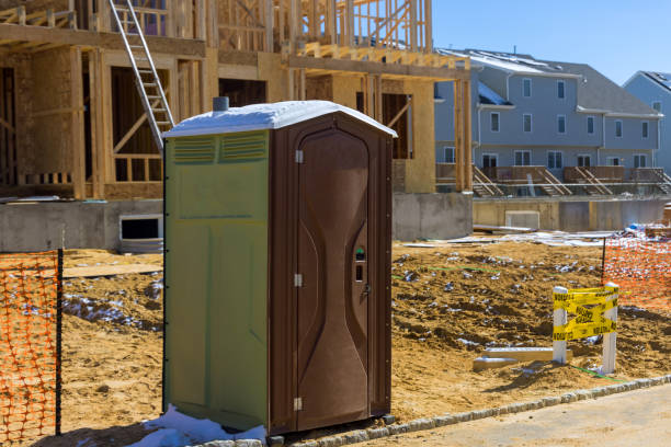 Best Portable restroom trailer rental  in Estill Springs, TN